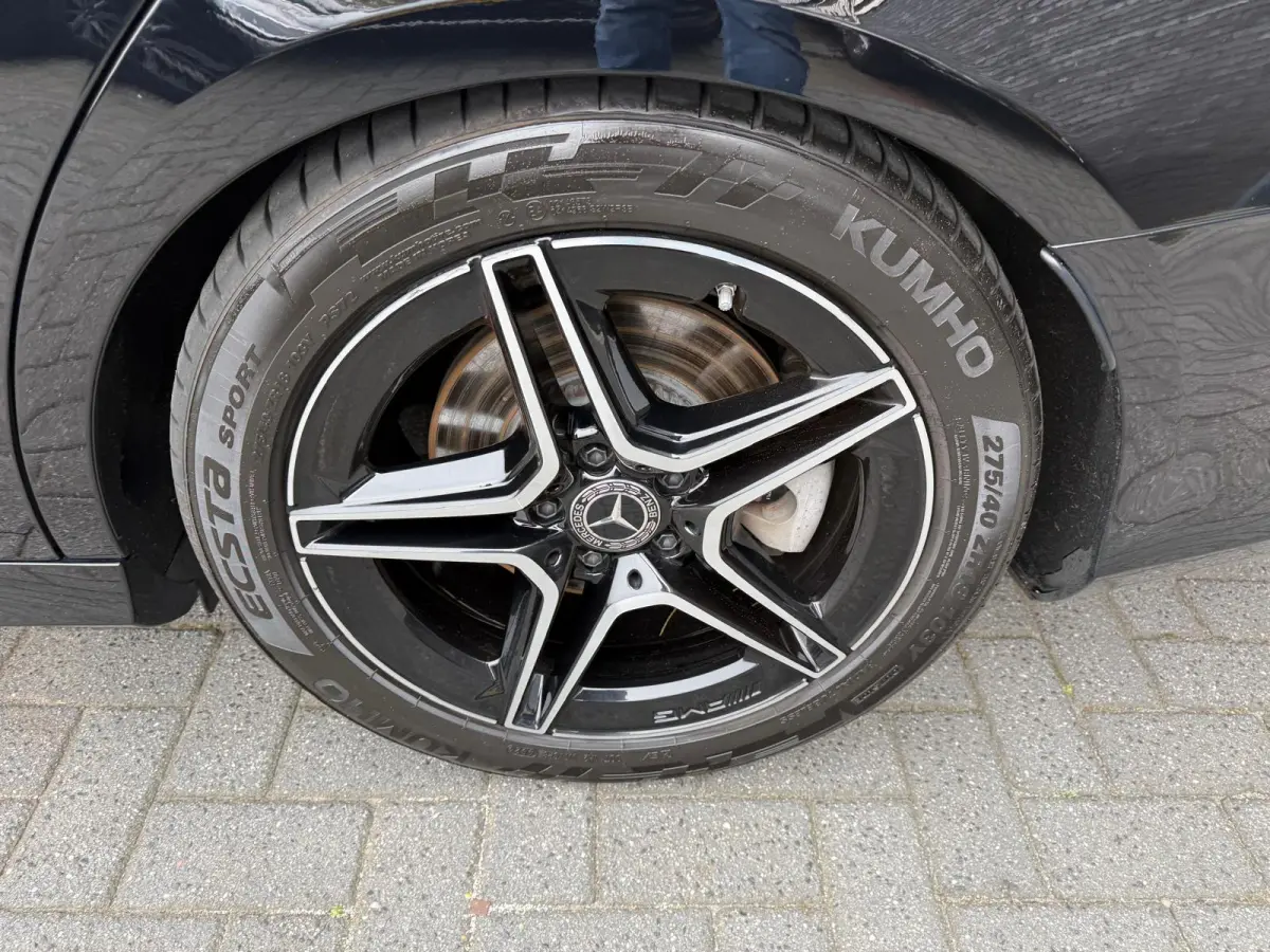 300 e AMG Line | 1E EIGENAAR | 12MND GARANTIE | SCHUIFDAK | LED | SFEER | CARPLAY | DAB | CAMERA | TREKHAAK |