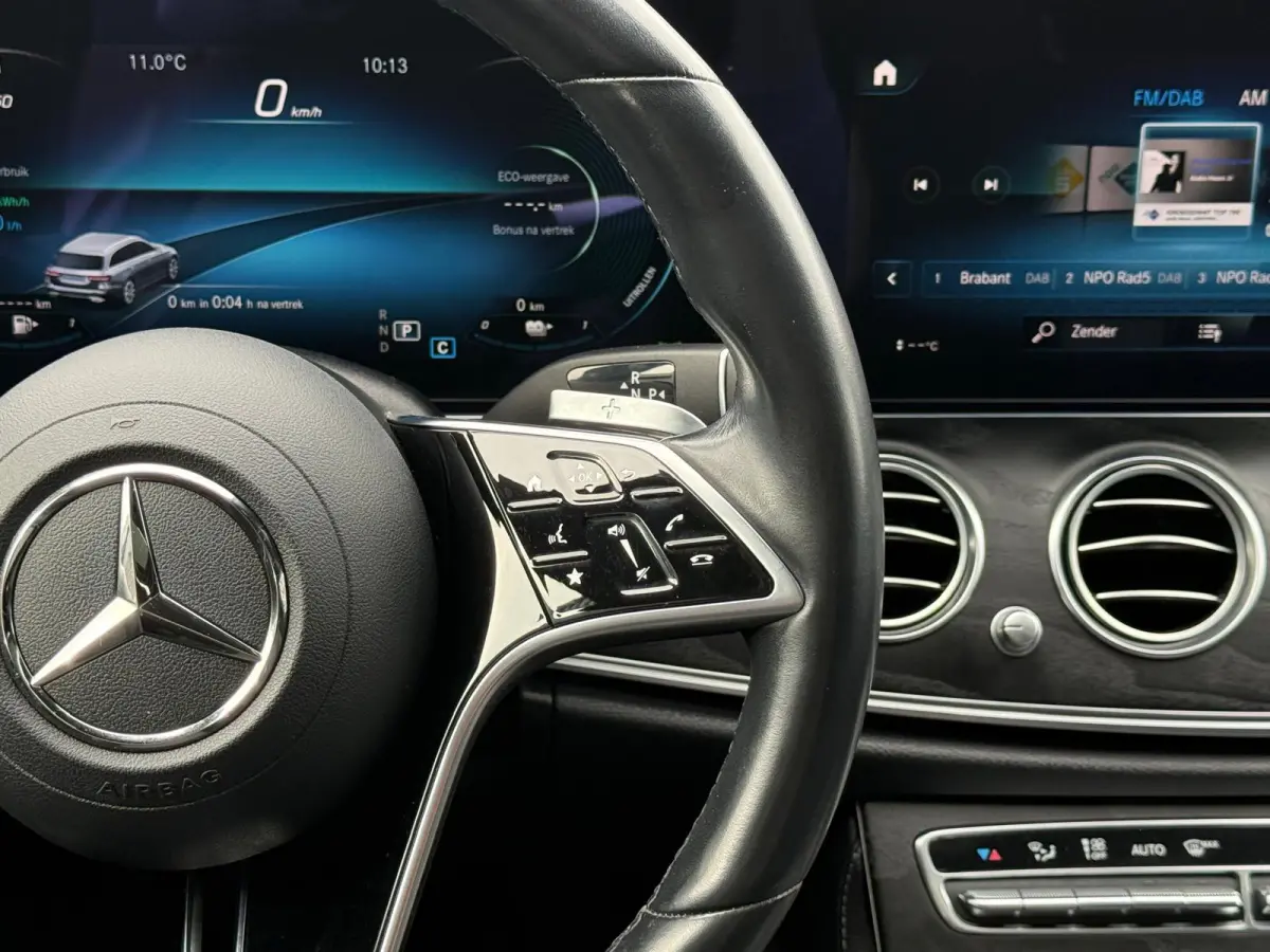 300 e AMG Line | 1E EIGENAAR | 12MND GARANTIE | SCHUIFDAK | LED | SFEER | CARPLAY | DAB | CAMERA | TREKHAAK |