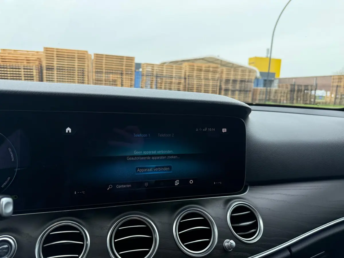 300 e AMG Line | 1E EIGENAAR | 12MND GARANTIE | SCHUIFDAK | LED | SFEER | CARPLAY | DAB | CAMERA | TREKHAAK |