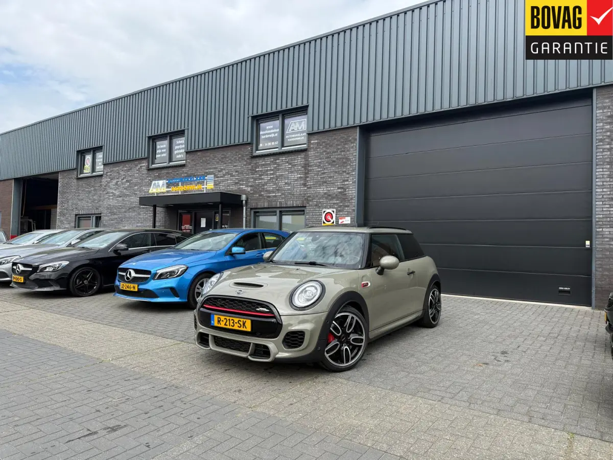 Mini 2.0 John Works Chili | 1E EIGENAAR | 3/6/12MND GARANTIE | 230PK | PANO | ACC | CARPLAY | LED | HEAD-UP | NAVI | DAB |