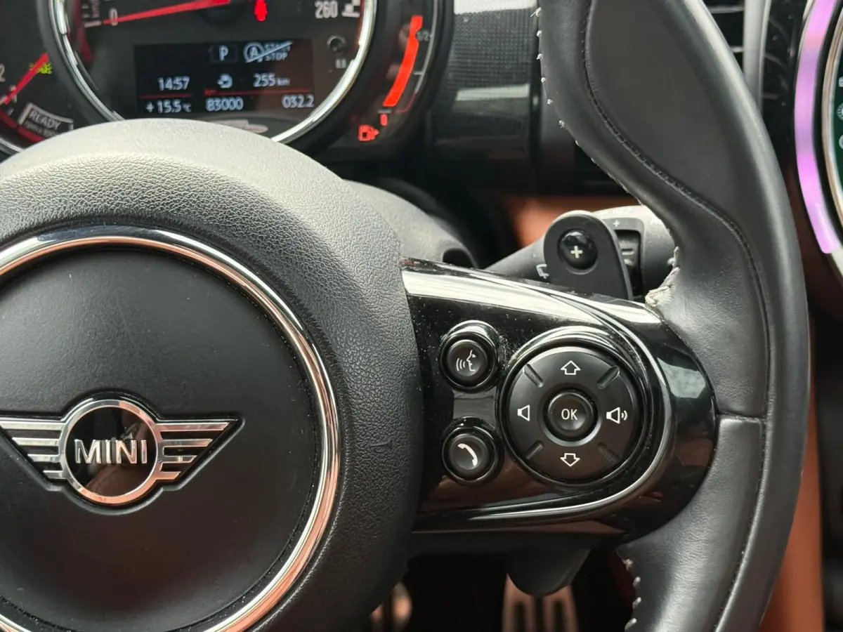 Mini 2.0 John Works Chili | 1E EIGENAAR | 3/6/12MND GARANTIE | 230PK | PANO | ACC | CARPLAY | LED | HEAD-UP | NAVI | DAB |