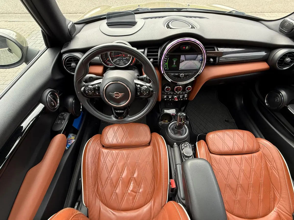 Mini 2.0 John Works Chili | 1E EIGENAAR | 3/6/12MND GARANTIE | 230PK | PANO | ACC | CARPLAY | LED | HEAD-UP | NAVI | DAB |