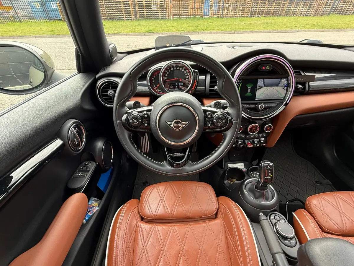 Mini 2.0 John Works Chili | 1E EIGENAAR | 3/6/12MND GARANTIE | 230PK | PANO | ACC | CARPLAY | LED | HEAD-UP | NAVI | DAB |