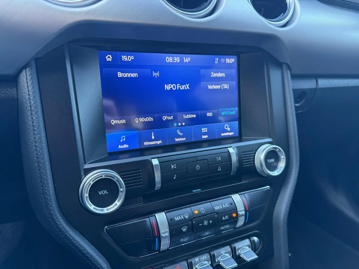 5.0 V8 | 1E EIGENAAR | 3/6/12MND GARANTIE| AUTOMAAT | LED | DAB | ACC | CARPLAY | CLIMA |