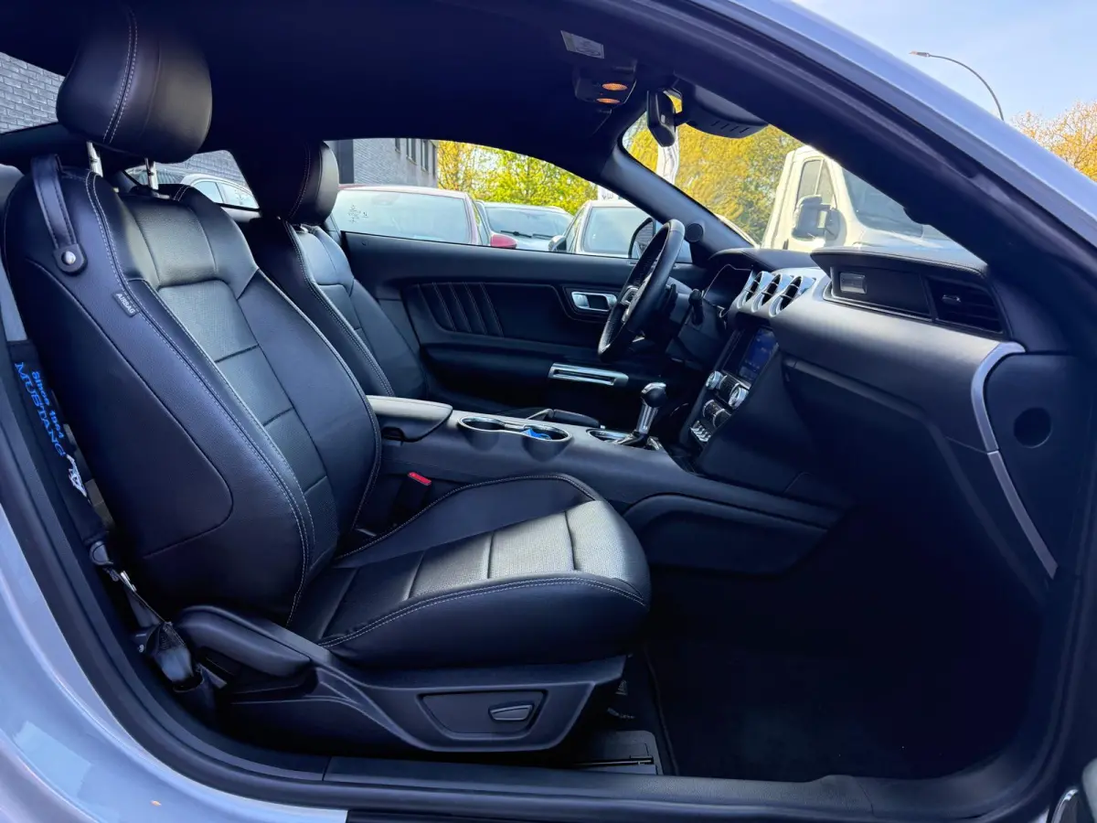 5.0 V8 | 1E EIGENAAR | 3/6/12MND GARANTIE| AUTOMAAT | LED | DAB | ACC | CARPLAY | CLIMA |