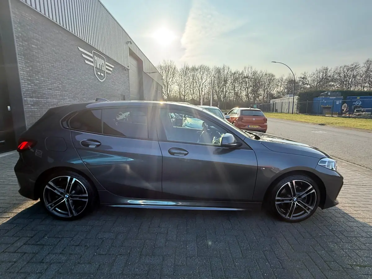 116d Executive | 1E EIGENAAR | 3/6/12MND GARANTIE | AUTOMAAT | LED | CARPLAY | SFEERVERLICHTING | CRUISE | AIRCO |