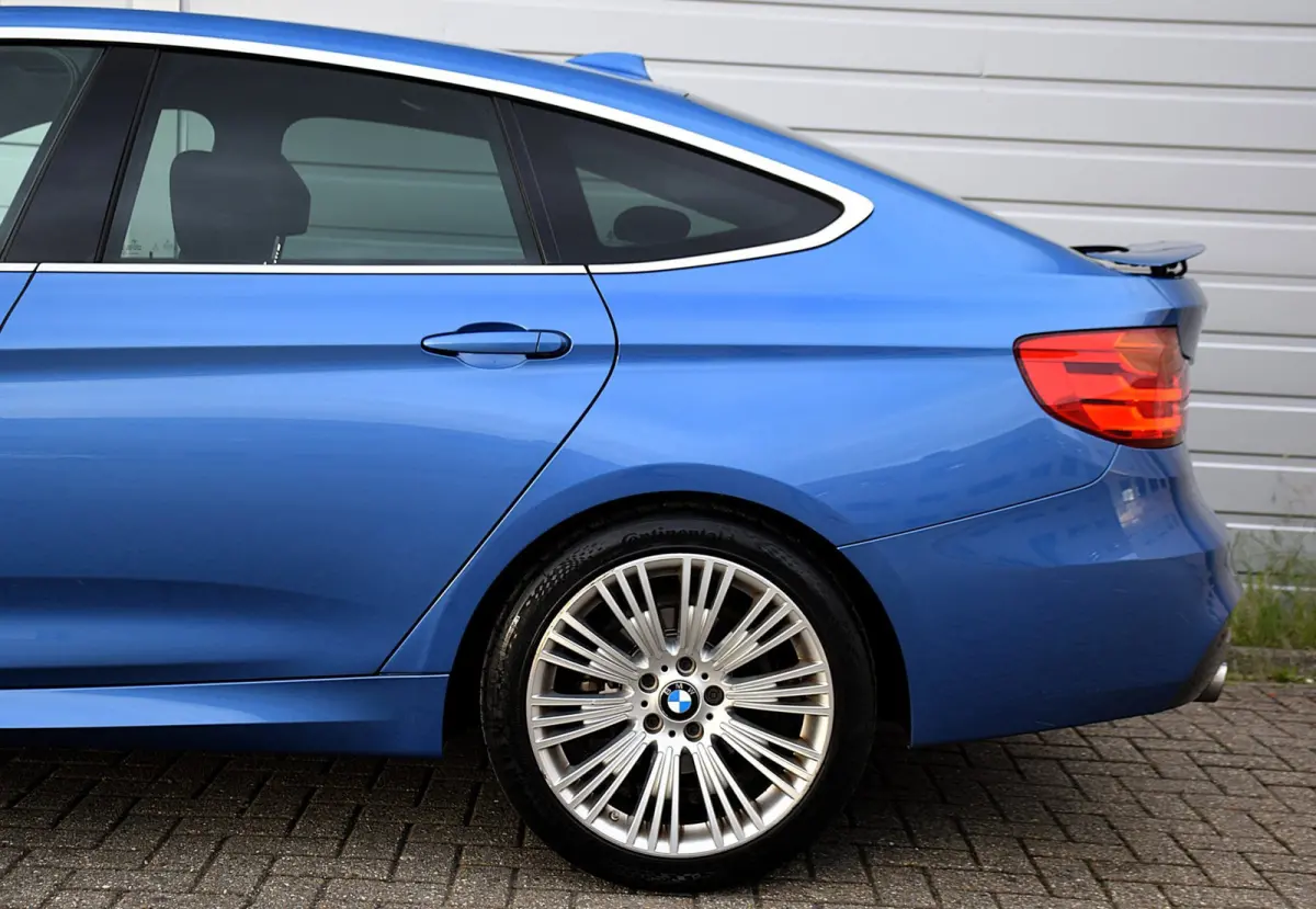 320i Executive*M-Pakket*Automaat*Clima*NL Auto*2e eigenaar*