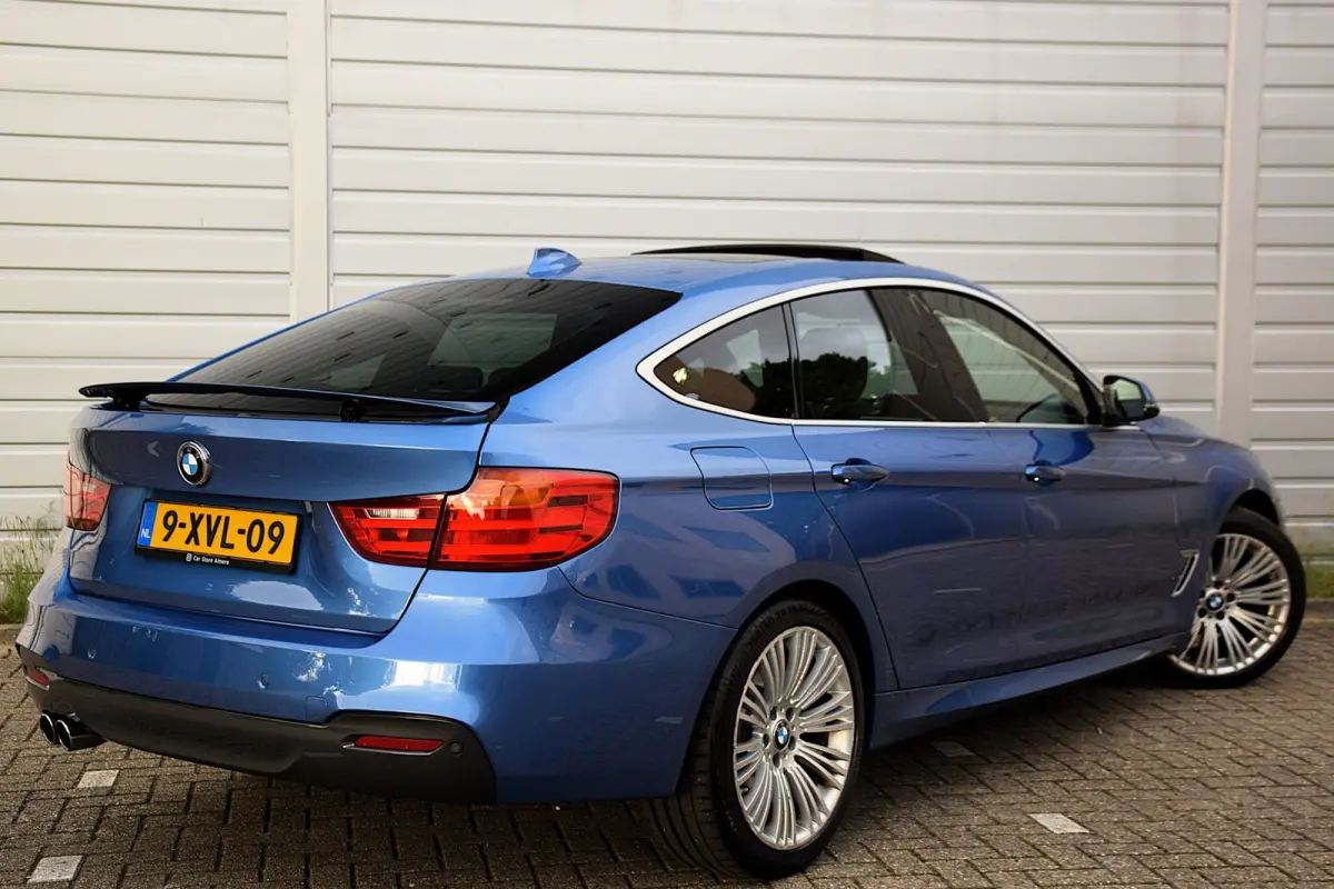 320i Executive*M-Pakket*Automaat*Clima*NL Auto*2e eigenaar*