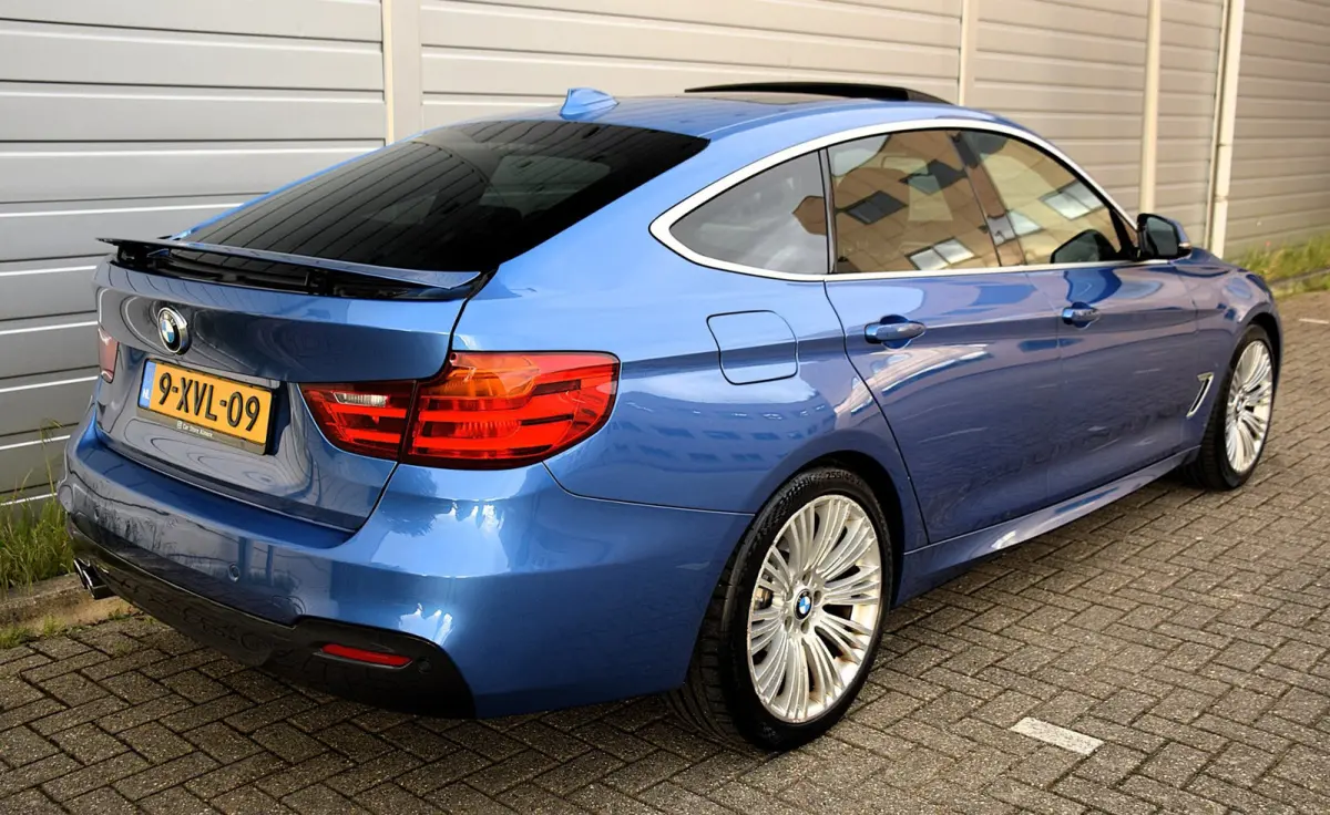 320i Executive*M-Pakket*Automaat*Clima*NL Auto*2e eigenaar*