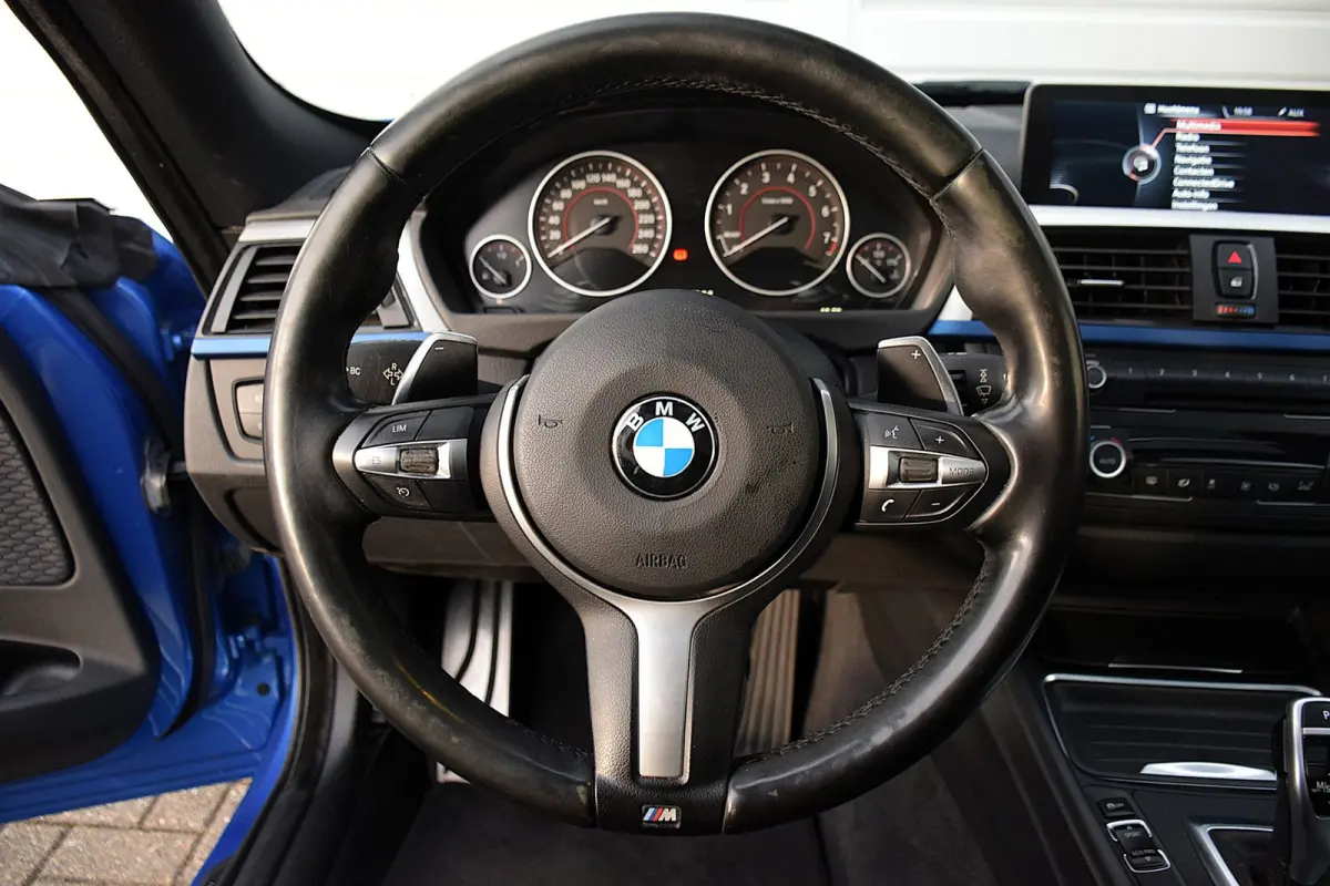 320i Executive*M-Pakket*Automaat*Clima*NL Auto*2e eigenaar*