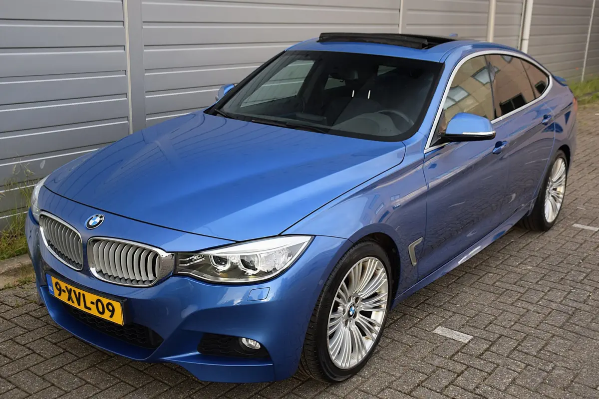 320i Executive*M-Pakket*Automaat*Clima*NL Auto*2e eigenaar*
