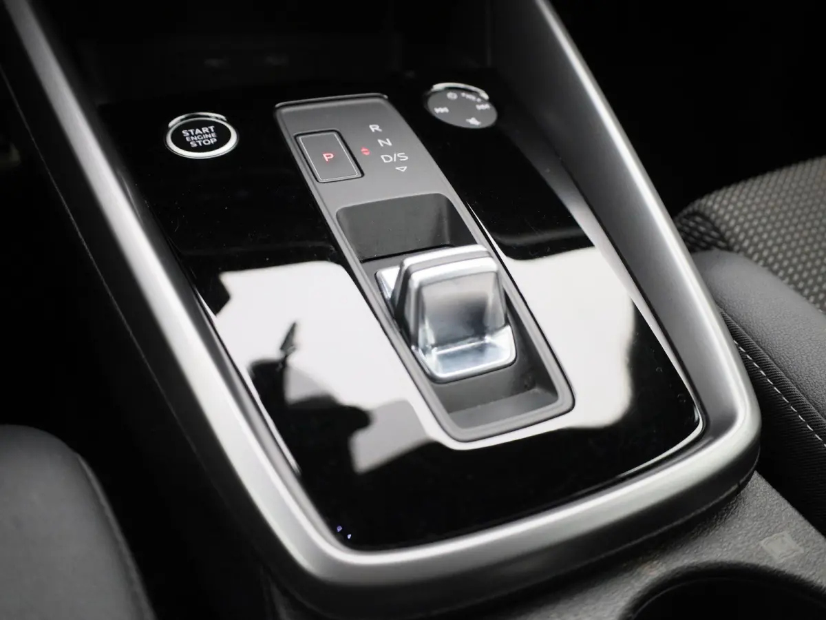 30 TFSI S edition 110 PK | Automaat | Navigatie | Climate Control |  Apple Carplay | Android Auto | Sportstuur |