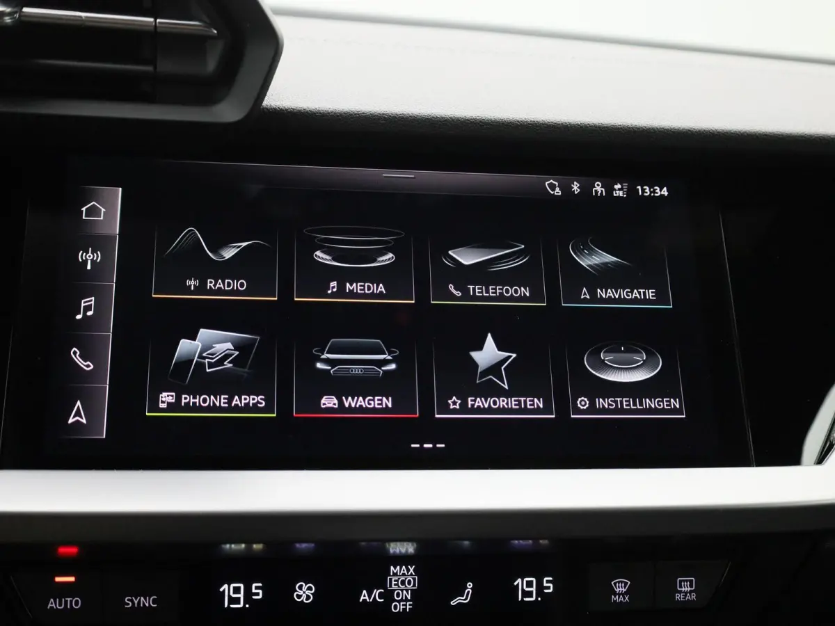 30 TFSI S edition 110 PK | Automaat | Navigatie | Climate Control |  Apple Carplay | Android Auto | Sportstuur |