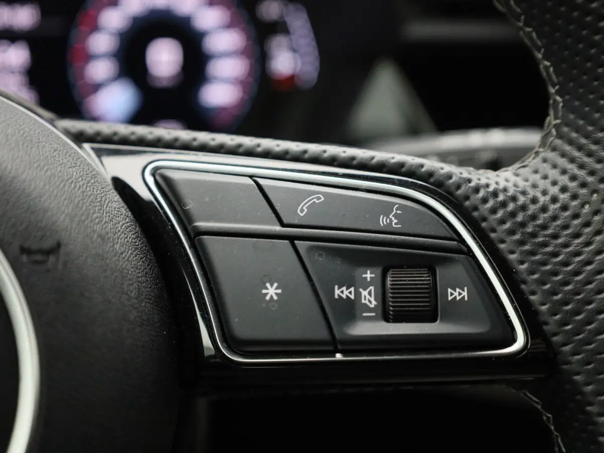 30 TFSI S edition 110 PK | Automaat | Navigatie | Climate Control |  Apple Carplay | Android Auto | Sportstuur |