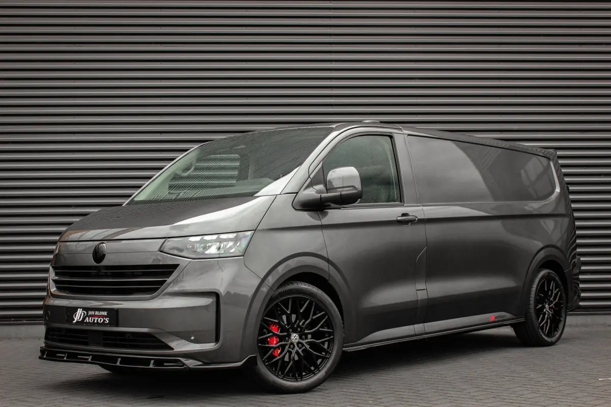 34 L2H1 64kWh 218PK / JB- EDITON / 325KM WLTP RANGE / APPLE CARPLAY / DRIVERS- PACK / FULL BLACK OPTION