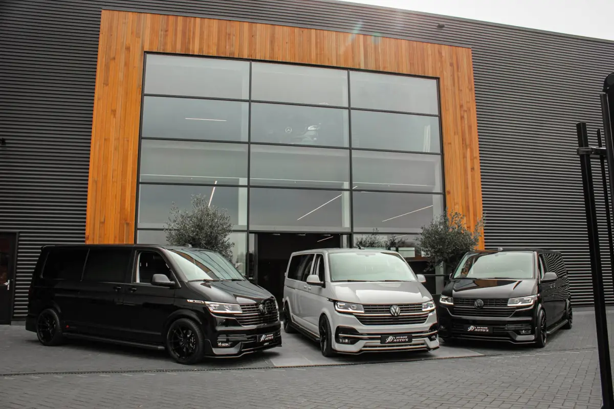 34 L2H1 64kWh 218PK / JB- EDITON / 325KM WLTP RANGE / APPLE CARPLAY / DRIVERS- PACK / FULL BLACK OPTION