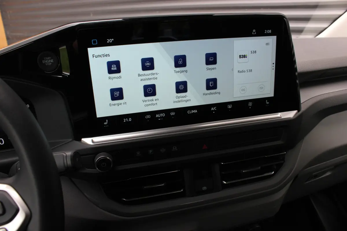 34 L2H1 64kWh 218PK / JB- EDITON / 325KM WLTP RANGE / APPLE CARPLAY / DRIVERS- PACK / FULL BLACK OPTION