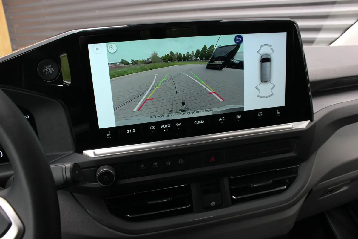 34 L2H1 64kWh 218PK / JB- EDITON / 325KM WLTP RANGE / APPLE CARPLAY / DRIVERS- PACK / FULL BLACK OPTION