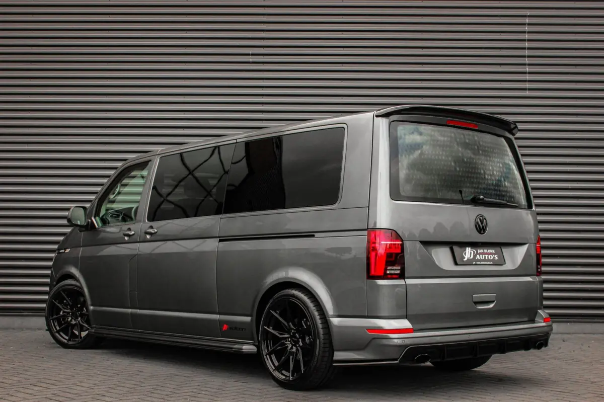 2.0 TDI L2H1 150PK BULLI DC DUBBEL CABINE / LEIGHTONVANS BODYKIT / FULL OPTINS / LEDER / FULL BLACK / APPLE