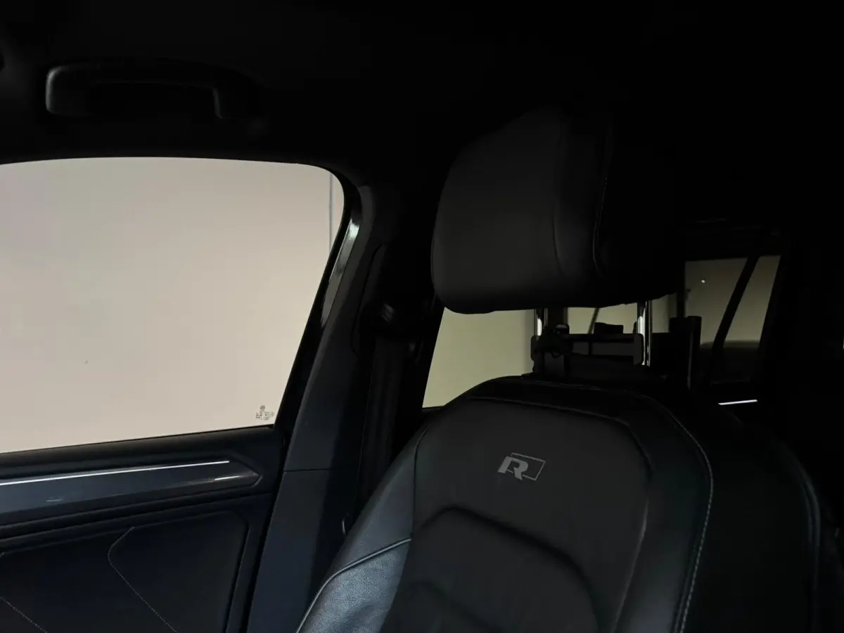 2.0 TSI 4Motion R-Line 7p PANO KEYLESS CAM