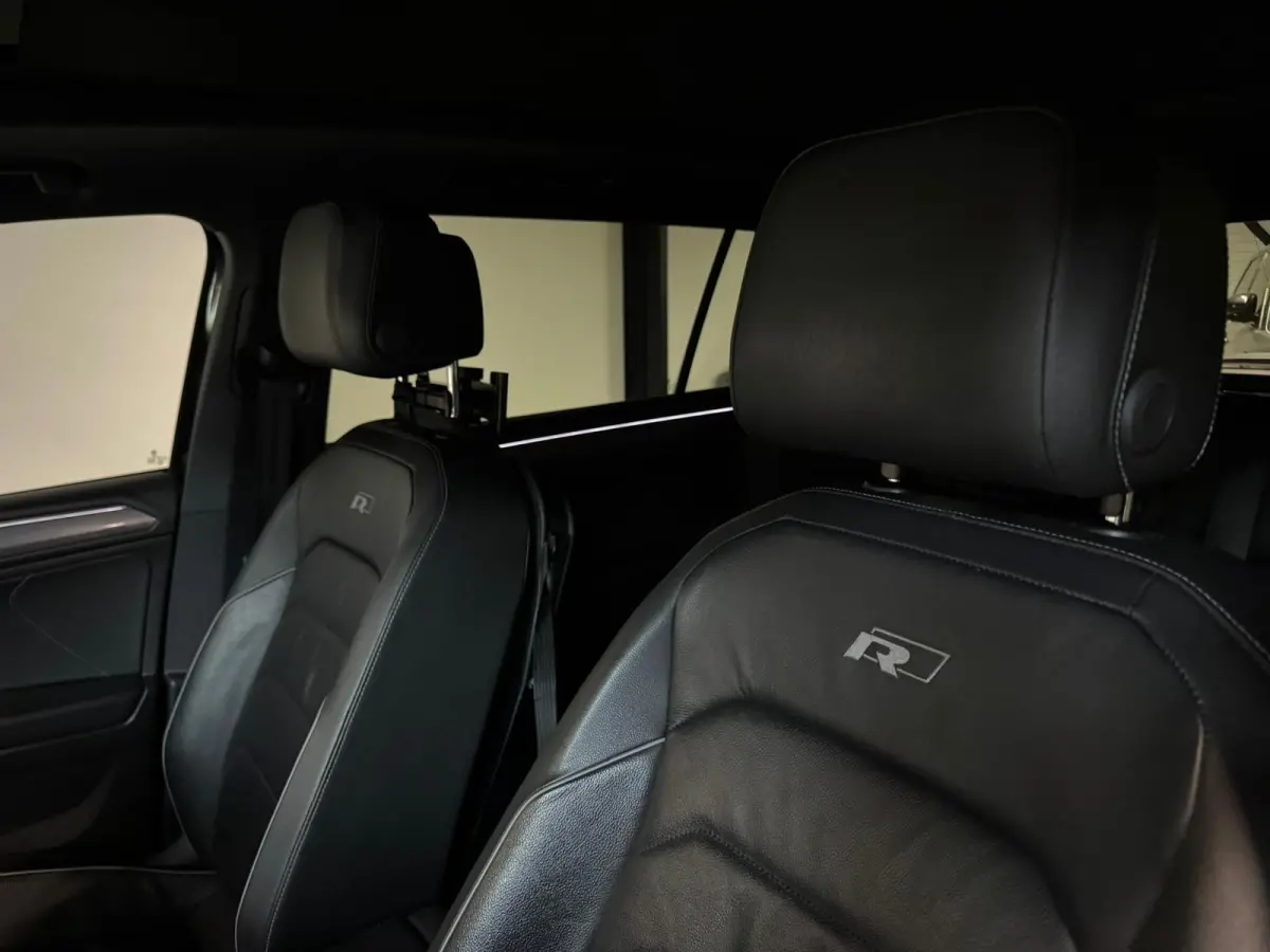 2.0 TSI 4Motion R-Line 7p PANO KEYLESS CAM