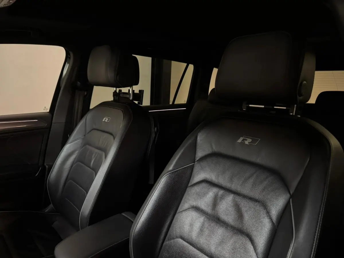 2.0 TSI 4Motion R-Line 7p PANO KEYLESS CAM