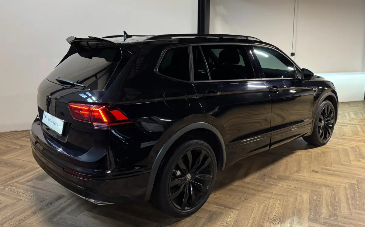2.0 TSI 4Motion R-Line 7p PANO KEYLESS CAM