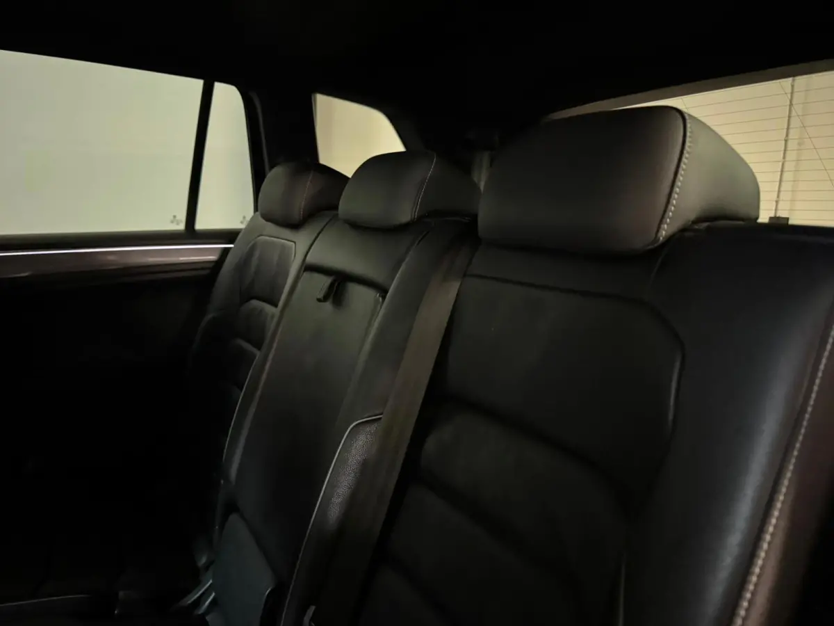 2.0 TSI 4Motion R-Line 7p PANO KEYLESS CAM