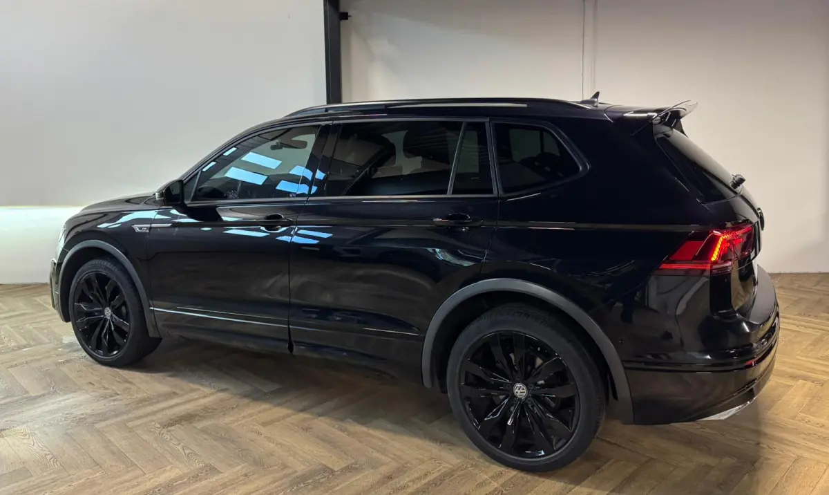 2.0 TSI 4Motion R-Line 7p PANO KEYLESS CAM