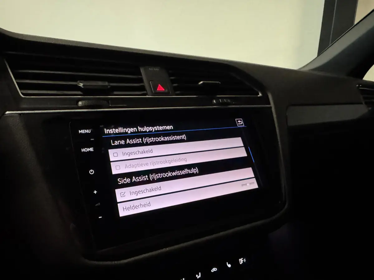 2.0 TSI 4Motion R-Line 7p PANO KEYLESS CAM
