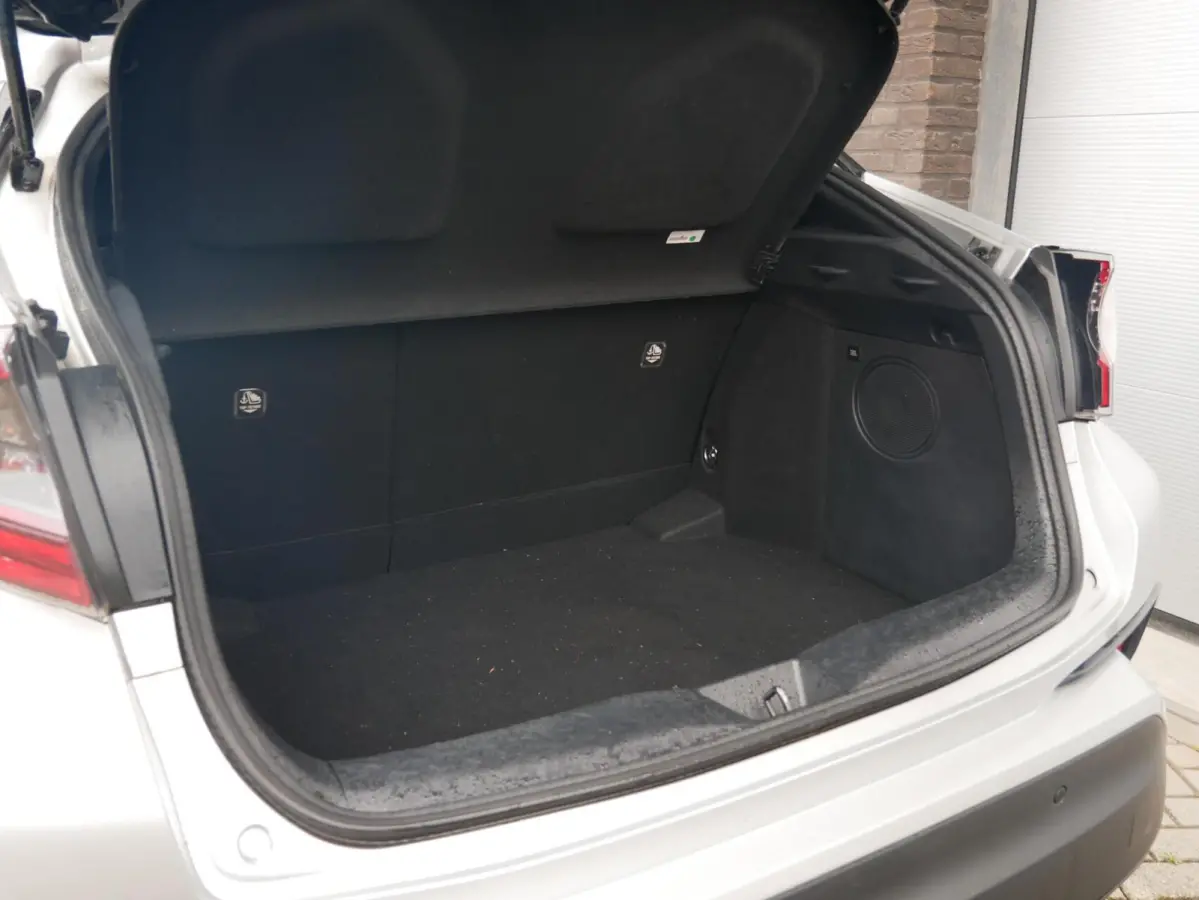 1.8 Hybrid Executive JBL Audio| Leder| ACC| Dealer onderhouden
