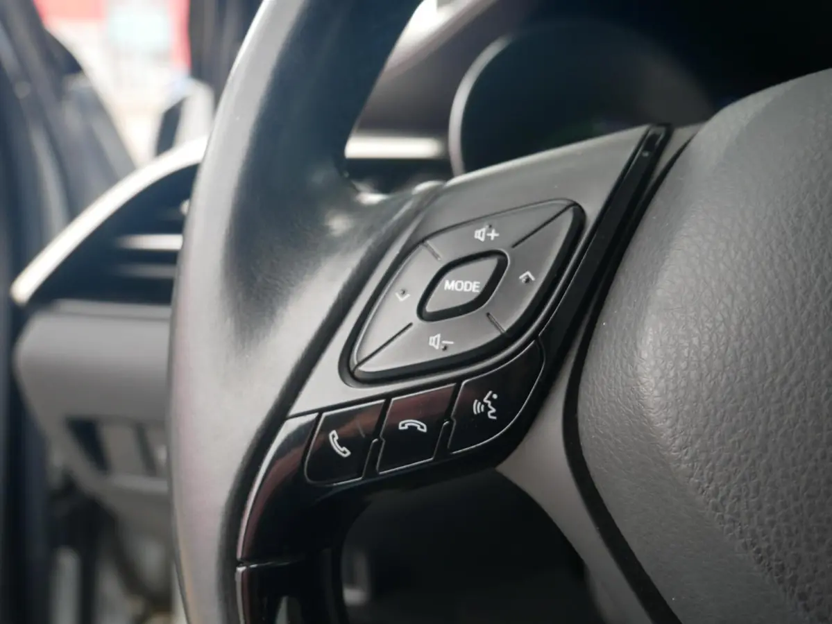 1.8 Hybrid Executive JBL Audio| Leder| ACC| Dealer onderhouden