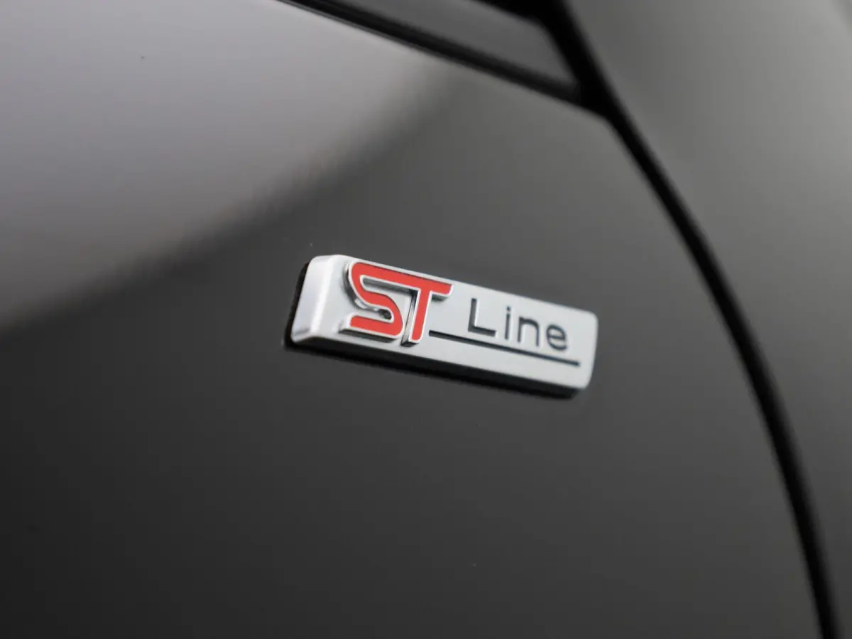 2.5 PHEV ST-Line | Automaat | Camera + PDC | Winterpack | Clima | Cruise Control | LMV |