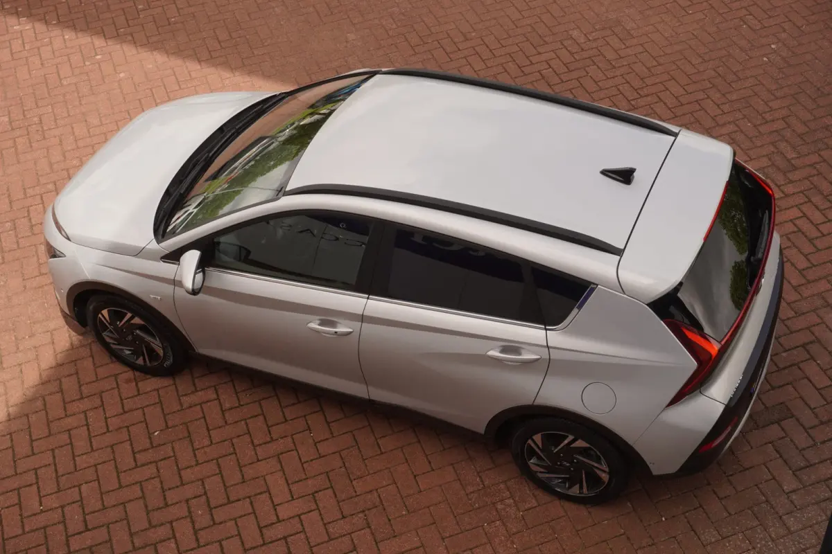 1.0 T-GDI Premium+Led+breed-navigatie+camera+stoel&stuurverw+bose-sound+ecc SUPER ONDERHOUDEN !! DECEMBER 2021