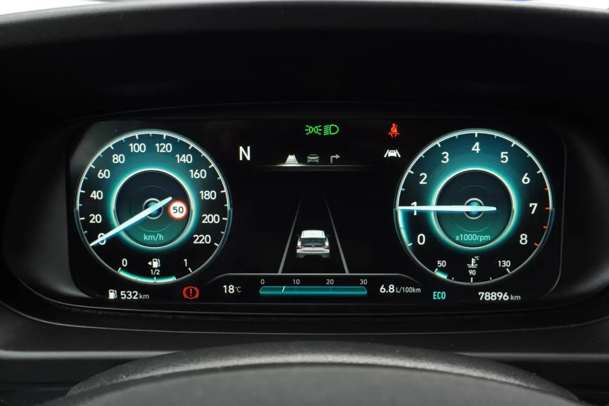 1.0 T-GDI Premium+Led+breed-navigatie+camera+stoel&stuurverw+bose-sound+ecc SUPER ONDERHOUDEN !! DECEMBER 2021