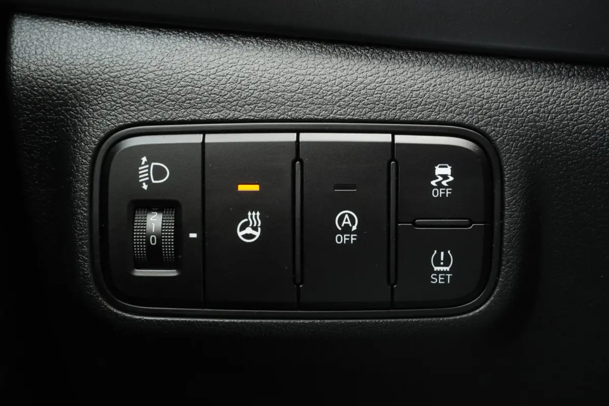 1.0 T-GDI Premium+Led+breed-navigatie+camera+stoel&stuurverw+bose-sound+ecc SUPER ONDERHOUDEN !! DECEMBER 2021