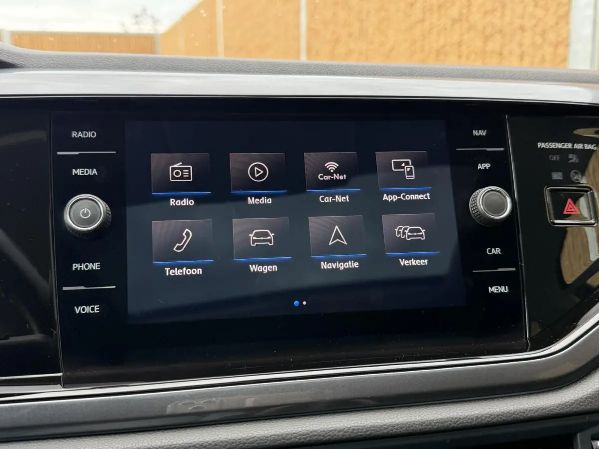 1.0 TSI Highline Business R Panoramadak | LED verlichting | Climate control | Cruise control adaptief | 16 inch lichtmetalen velgen | Drive mode selection | Parkeersensoren voor en achter