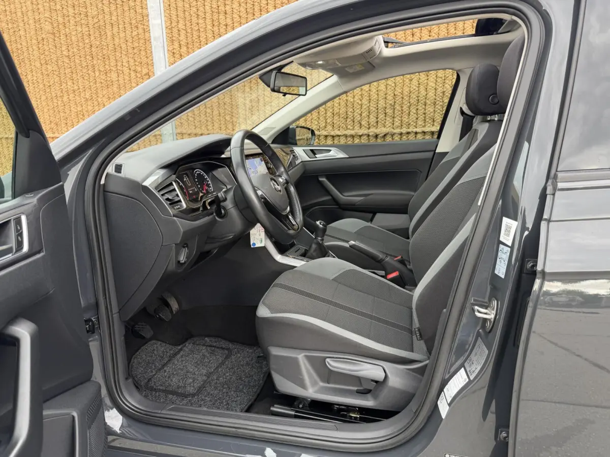 1.0 TSI Highline Business R Panoramadak | LED verlichting | Climate control | Cruise control adaptief | 16 inch lichtmetalen velgen | Drive mode selection | Parkeersensoren voor en achter