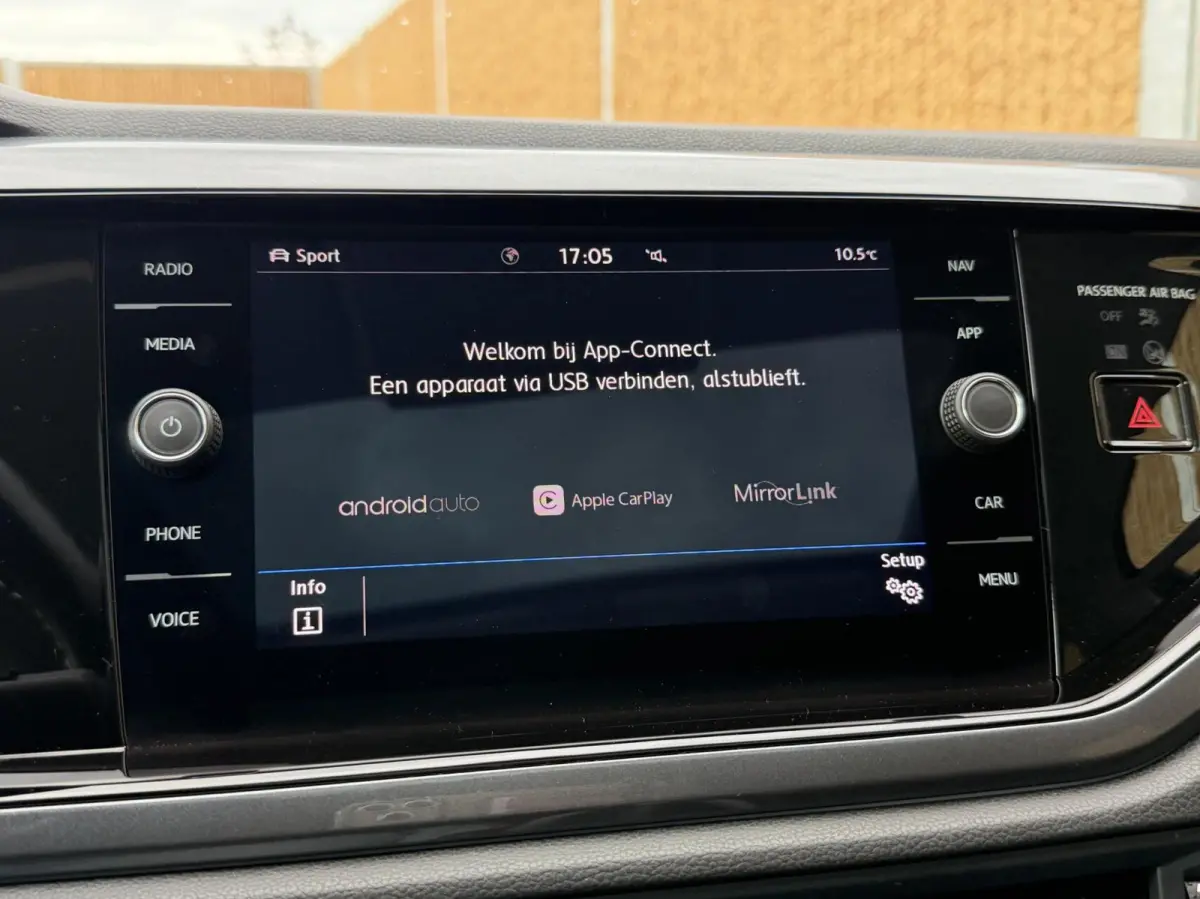 1.0 TSI Highline Business R Panoramadak | LED verlichting | Climate control | Cruise control adaptief | 16 inch lichtmetalen velgen | Drive mode selection | Parkeersensoren voor en achter