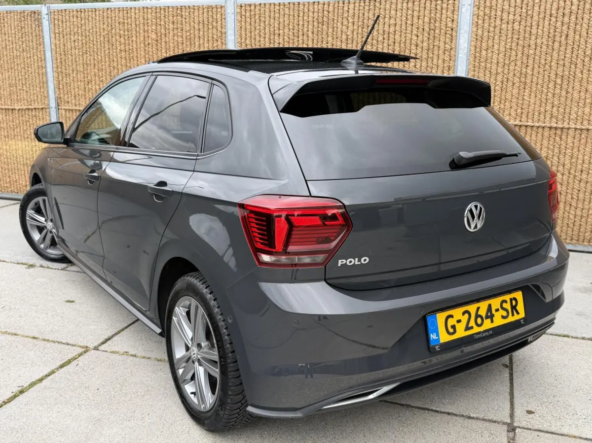 1.0 TSI Highline Business R Panoramadak | LED verlichting | Climate control | Cruise control adaptief | 16 inch lichtmetalen velgen | Drive mode selection | Parkeersensoren voor en achter