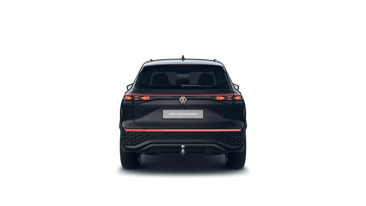 1.5 eHybrid R-Line Edition 204PK | Navigatie | Adaptieve cruise control | Stoel en Stuurverwarming | 360' camera | Trekhaak | Panoramaschuif-kantel dak | 20" inch Velgen |