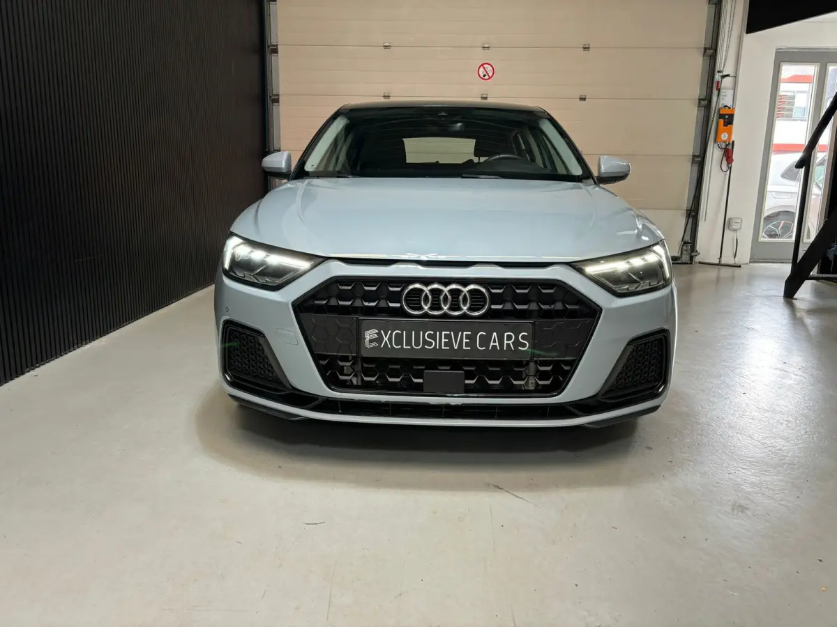 30 TFSI S edition camera, virtual
