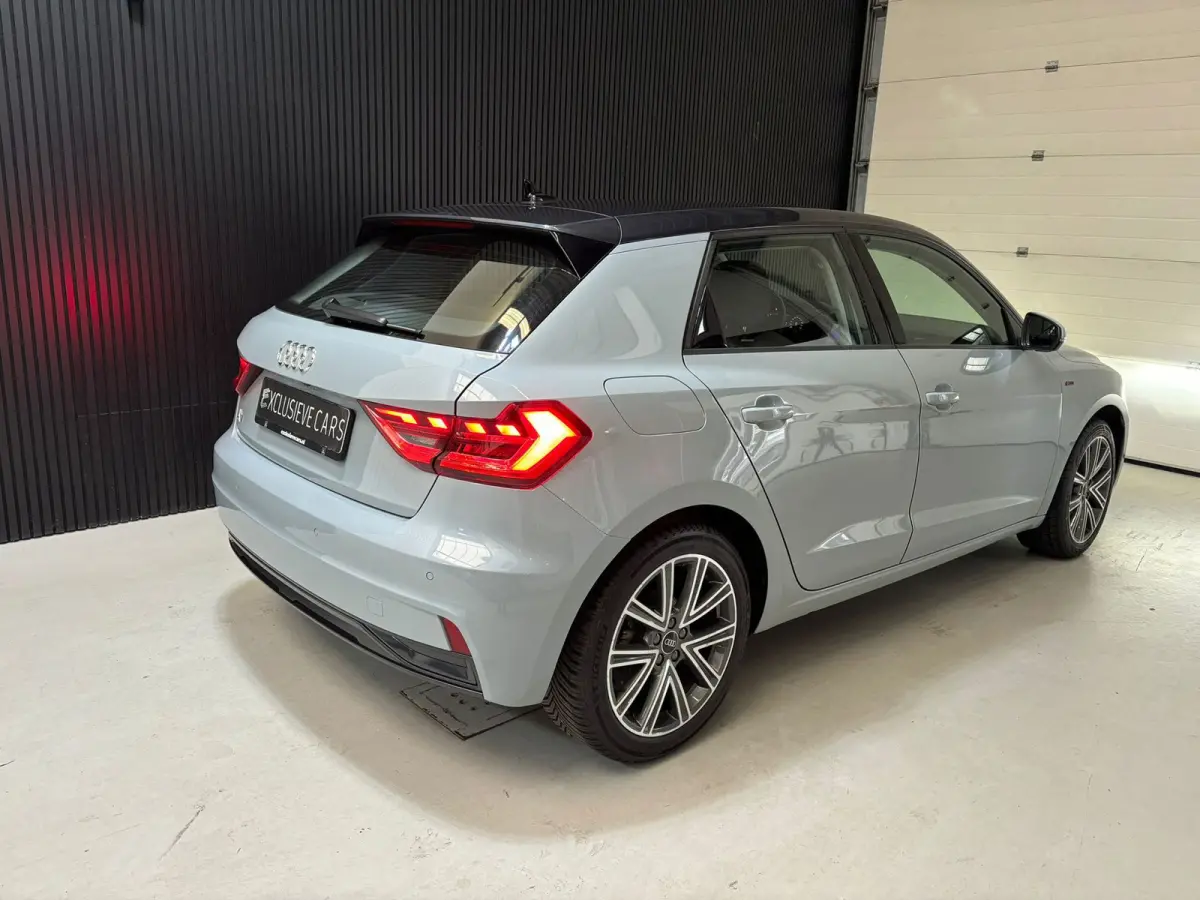 30 TFSI S edition camera, virtual