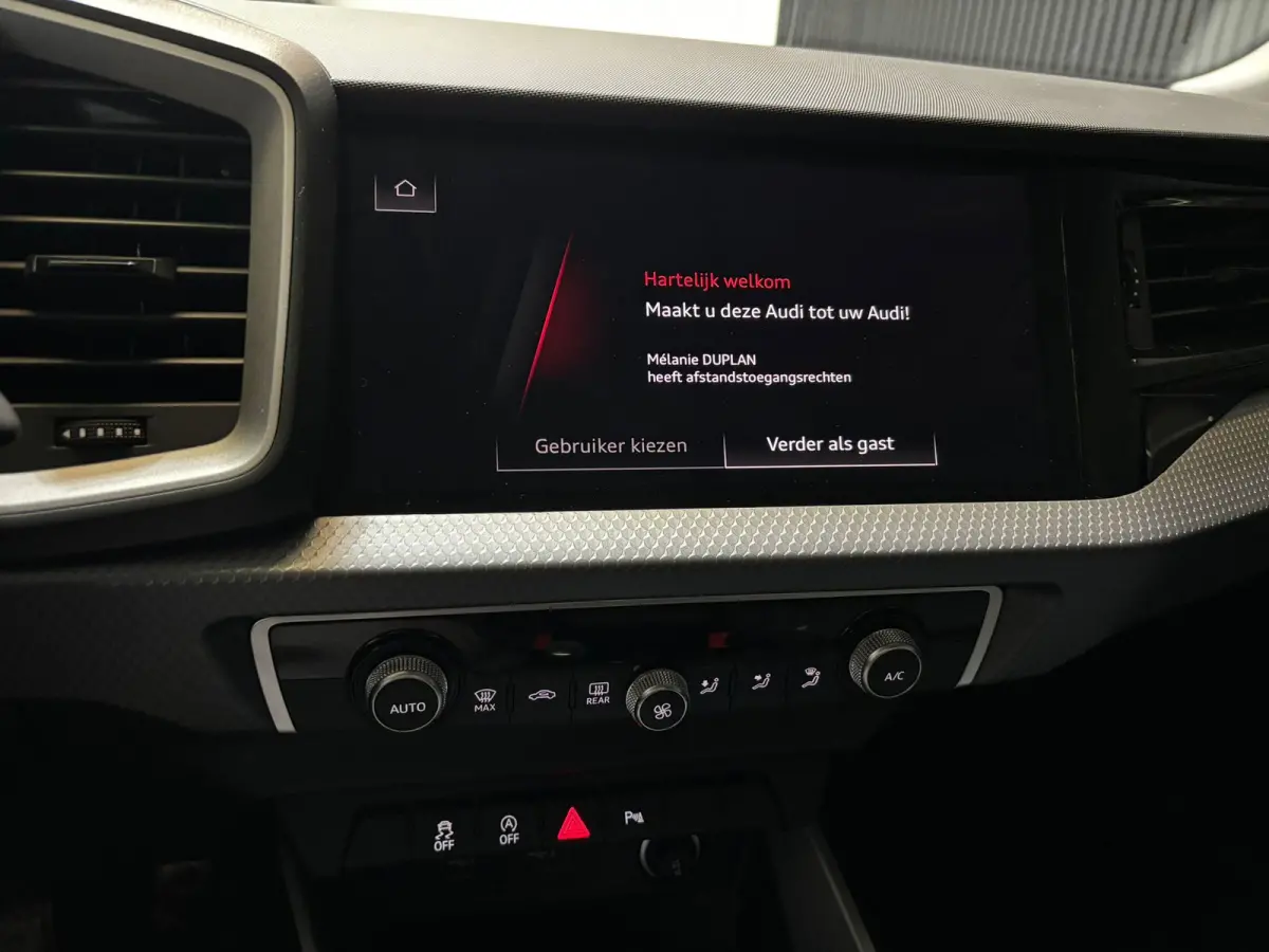 30 TFSI S edition camera, virtual