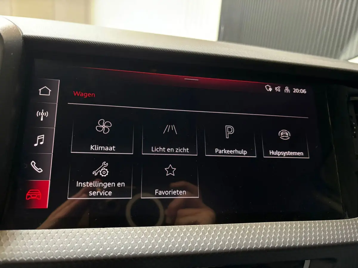 30 TFSI S edition camera, virtual