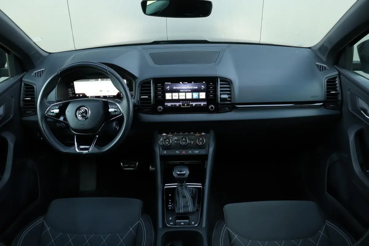 1.5 TSI / 150 PK / DSG / Sportline / VOL OPTIES / Pano / Black Edition / Virtual Cockpit / Camera / Adaptieve Cruise Control / Trekhaak / 18"!