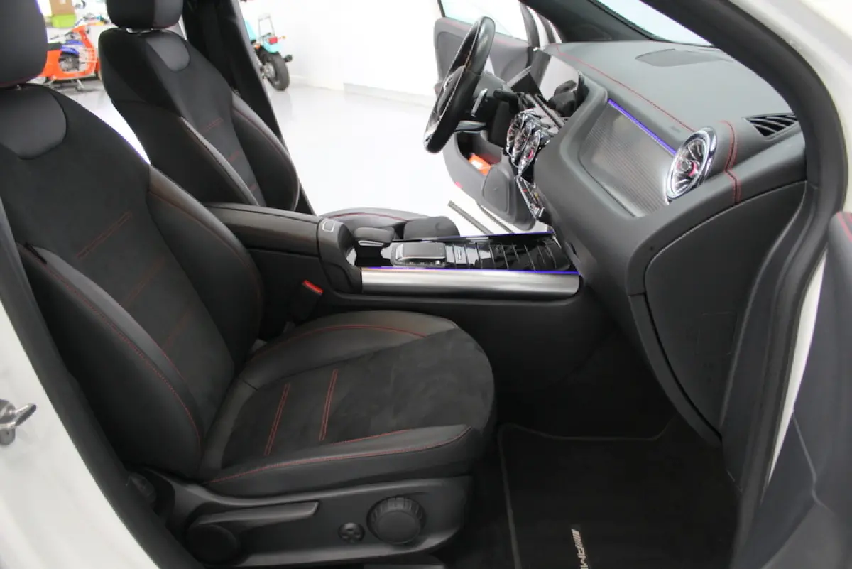 250 AMG Line 67 kWh 191PK, RIJKLAAR | ALCANTARA/LEER | CAMERA | STOELVERWARMING | 20" LM-VELGEN