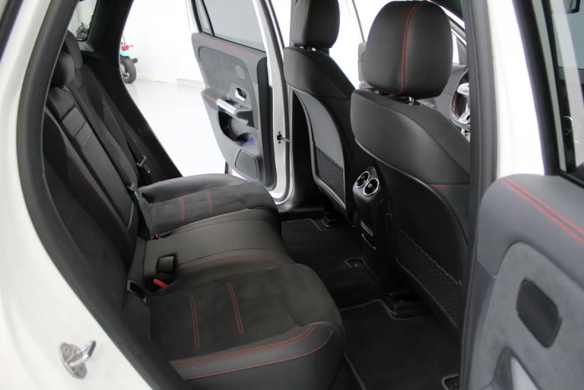 250 AMG Line 67 kWh 191PK, RIJKLAAR | ALCANTARA/LEER | CAMERA | STOELVERWARMING | 20" LM-VELGEN