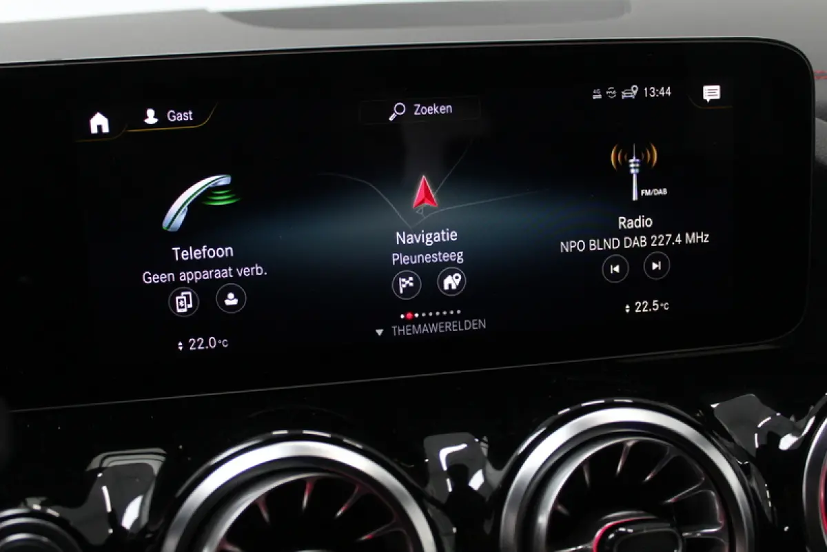 250 AMG Line 67 kWh 191PK, RIJKLAAR | ALCANTARA/LEER | CAMERA | STOELVERWARMING | 20" LM-VELGEN