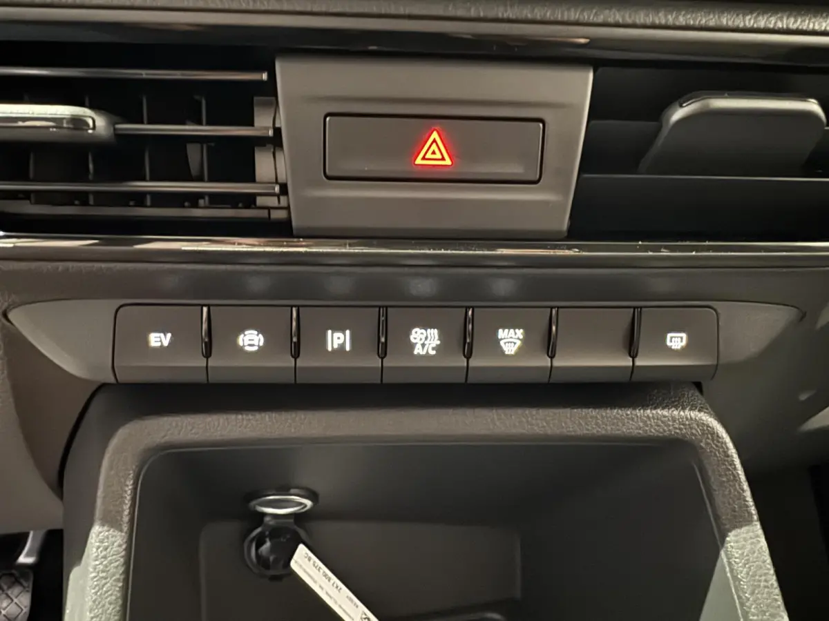 1.5 EcoBoost PHEV L2 Trend | DEMO | Automaat | Navi | Cruise Control | Clima | Tot 118km elektrisch rijbereik |